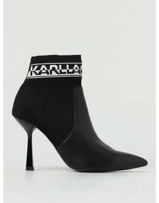 _flat Ankle Boot With Stylish Design_