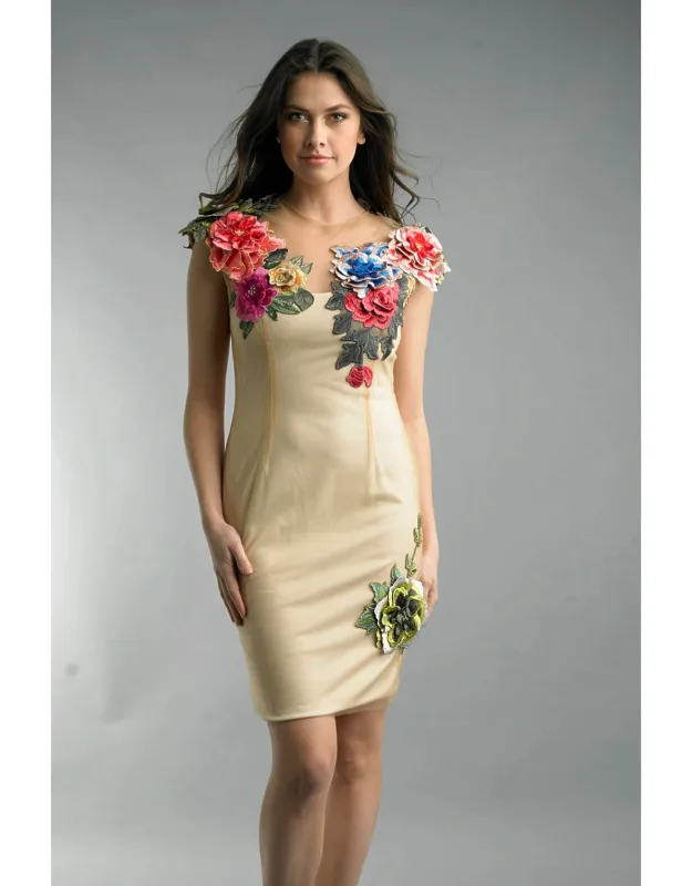 Sleeveless Cocktail Dress With Floral Appliqué
