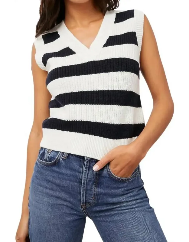 Yuli Sweater