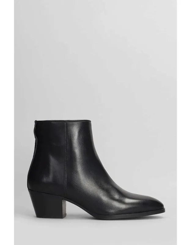 Texan Ankle Boots