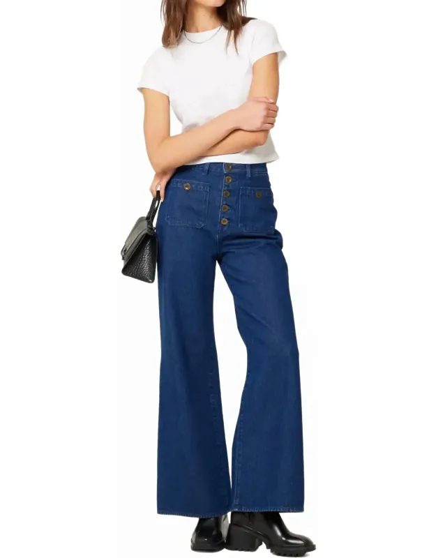 Flared Jeans