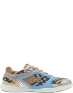 Sneakers With Padded Ankle And Rubber Sole