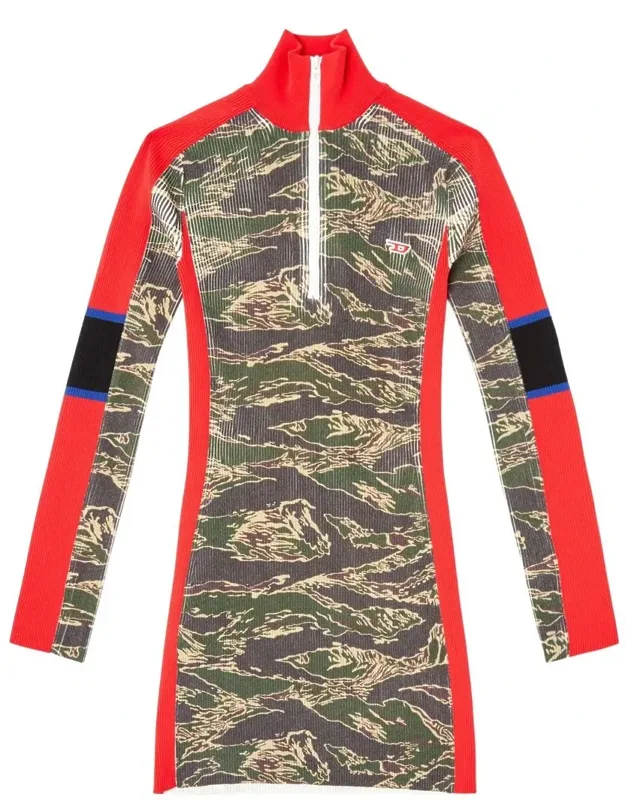 Dress With Tiger Stripe Pattern And Half Zip Fastening