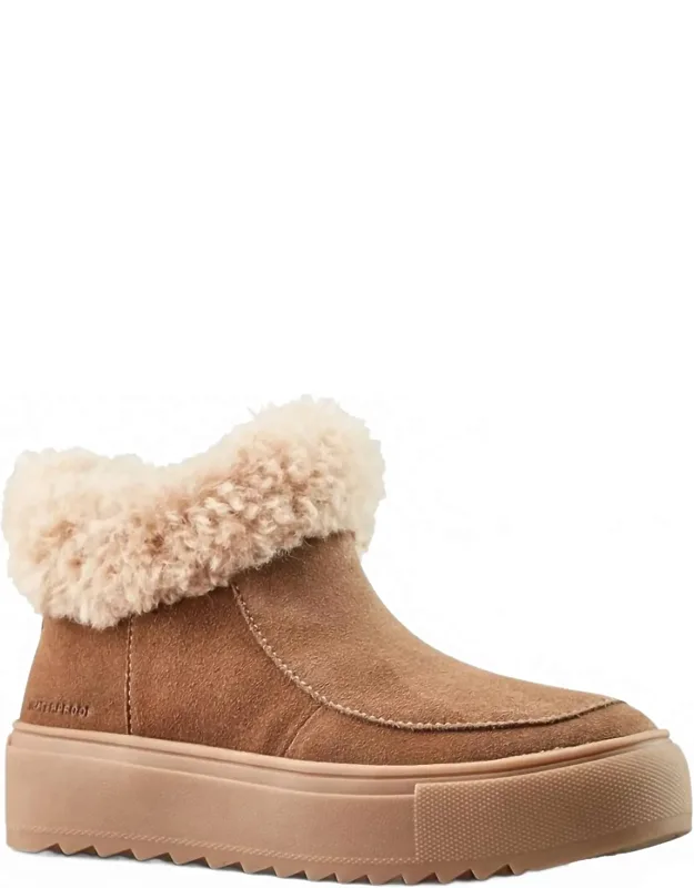 Amour Waterproof Boots