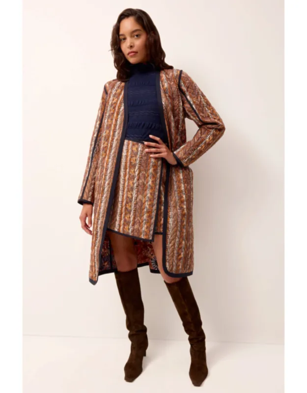 Lee Coat