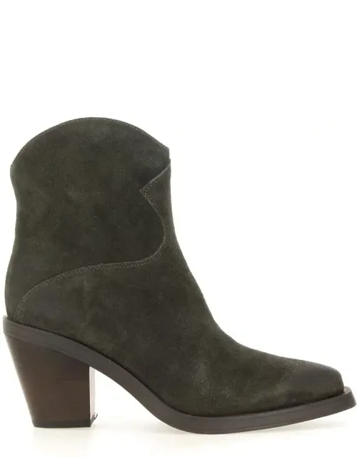Judy Boot