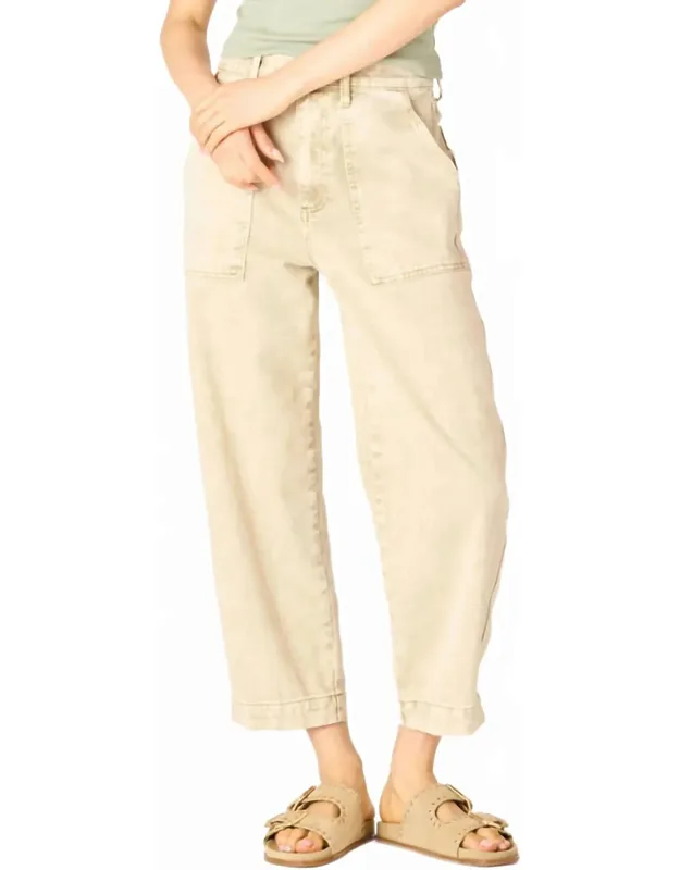 High Rise Straight Ankle Jeans