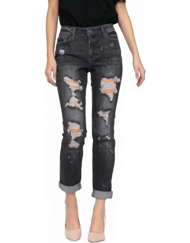 Destructed Boyfriend Jeans