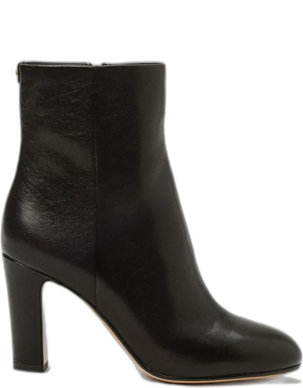 _flat Ankle Boot With Comfort Sole_