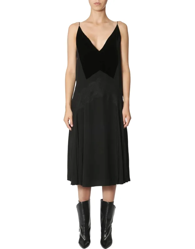 Sleeveless Dress With V Neck Velvet Detail
