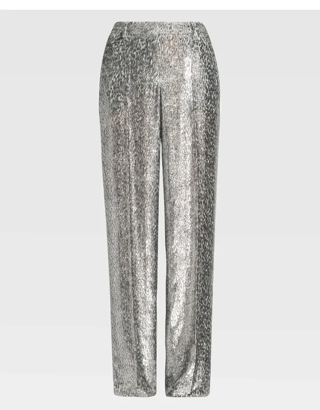Pleated Straight-leg Trousers