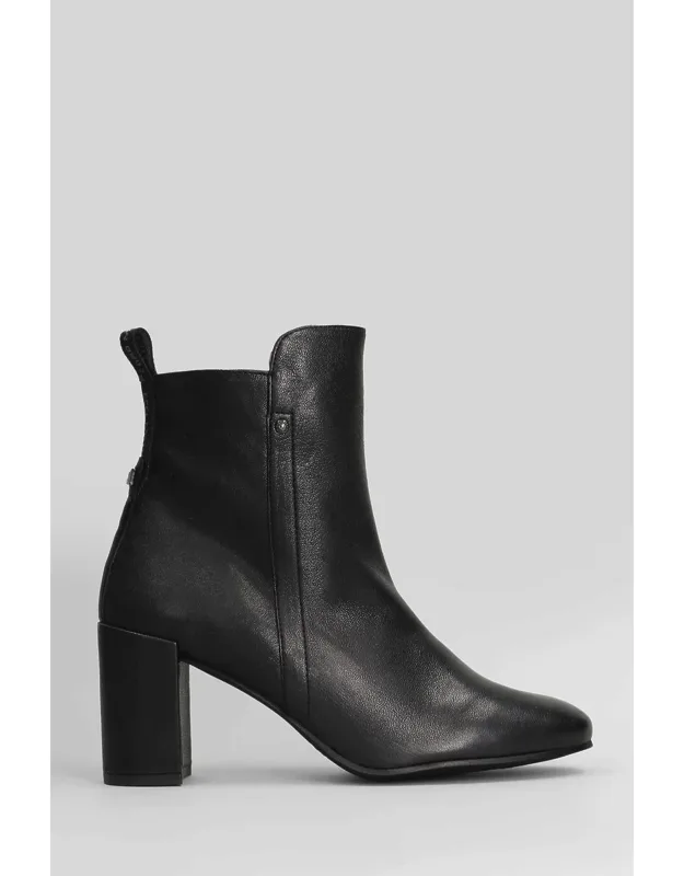 Ankle Boots With Side Zip Closure And Pull Tab