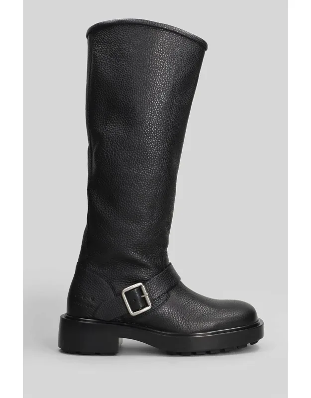 Low Heel Boots