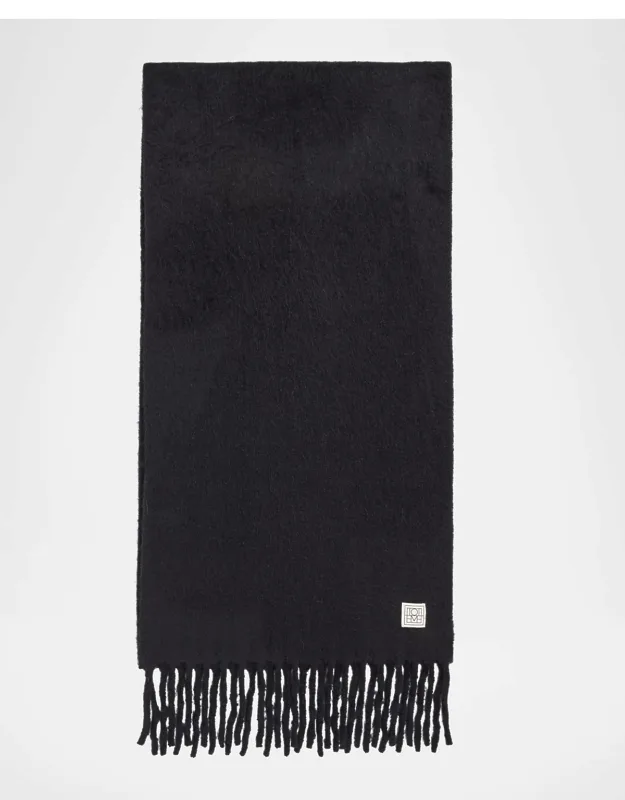 Fuzzy Alpaca-blend Scarf