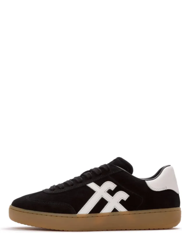 The Dash T-toe Sneakers