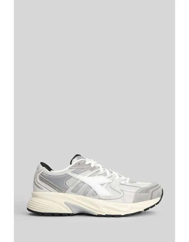 Mythos Star Sneakers