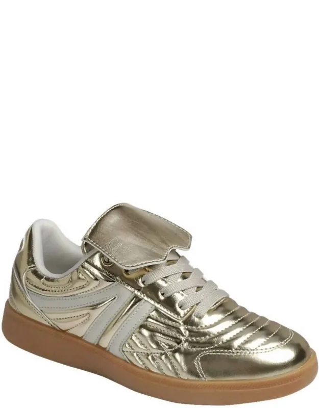 Modern-30 Style Sneakers With Tongue Flap
