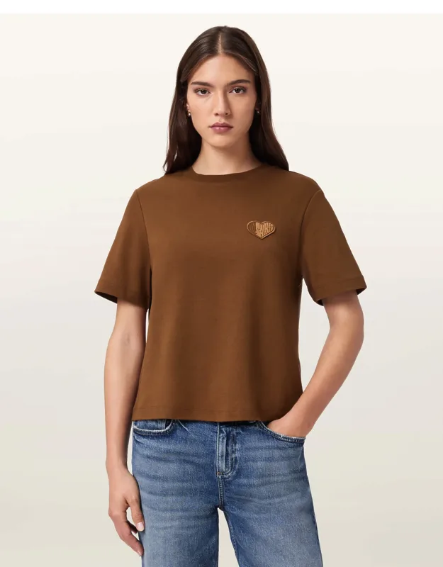Lover Lisa Embroidered T-shirt