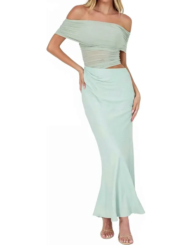 Off The Shoulder Midi Dress
