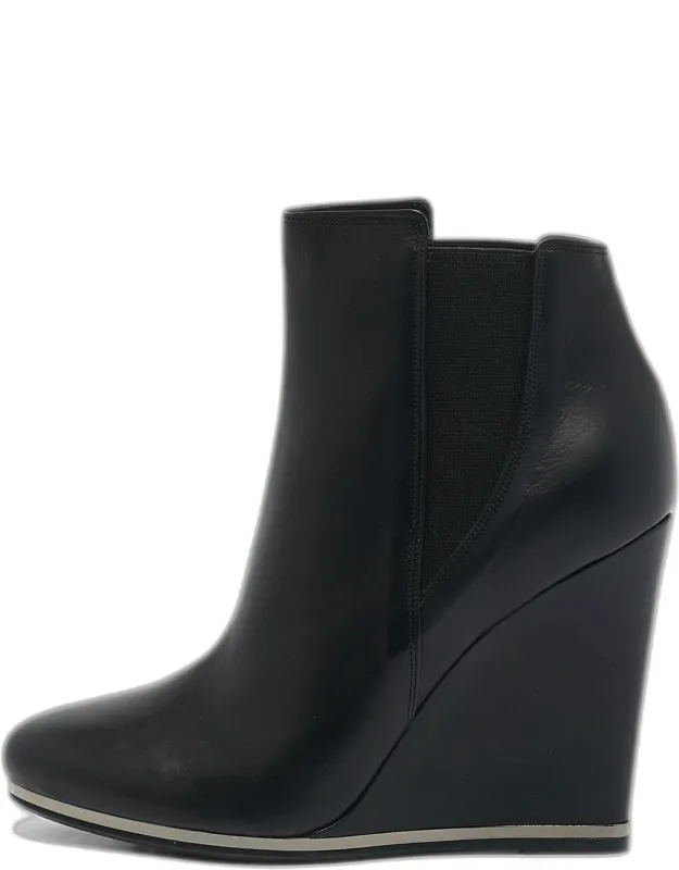 Wedge Ankle Boots Crafted From Top Quality Materials