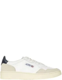 Medalist Low Sneakers