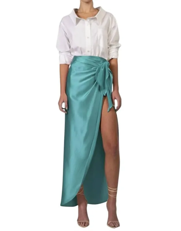 Kylie Skirt