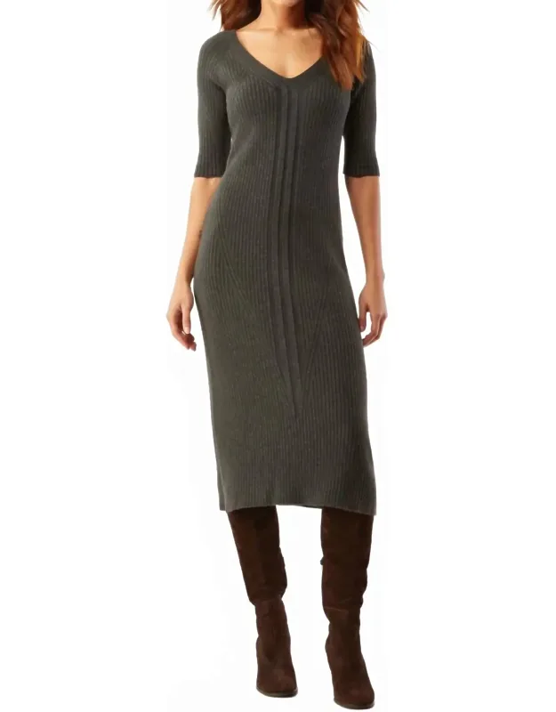 Travelling Rib Dress
