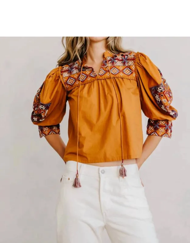 Diella Top