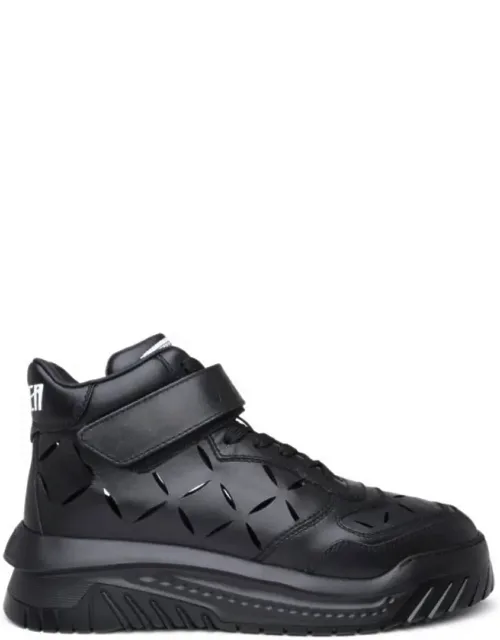 Odissea High Top Sneakers