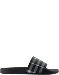 Furley M Check Sandals