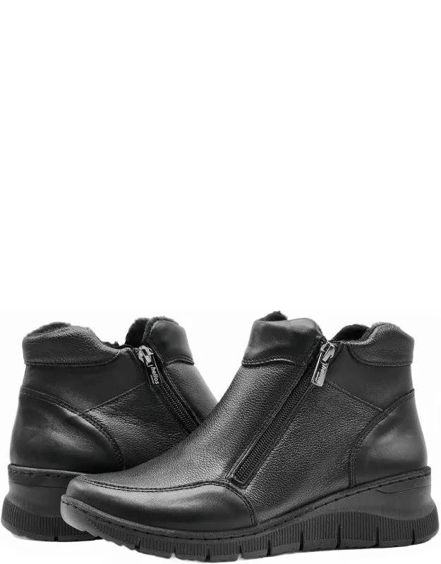 Fleece-lined Leather Boots