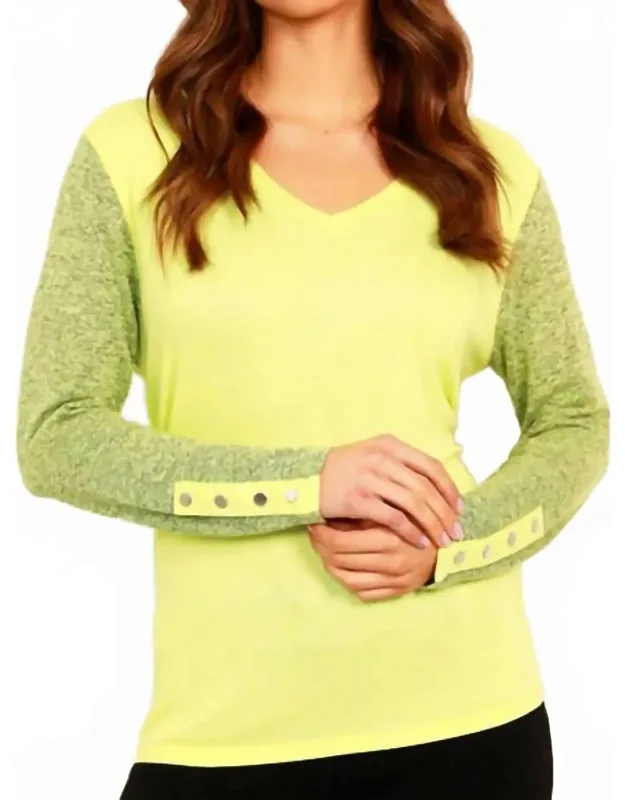 V-neck Snap Sleeve Top