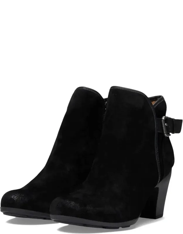 Namari Block Heel Booties