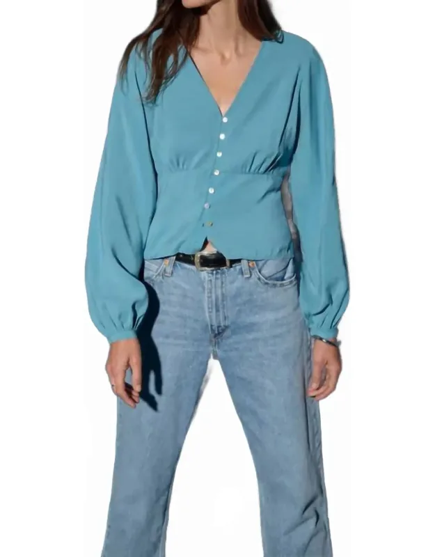 Lyla V-neck Top
