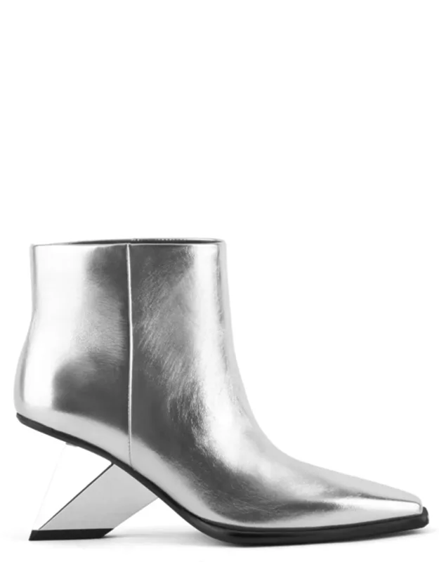 Pull On Bootie