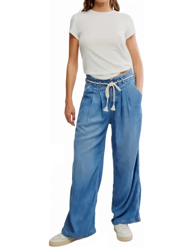 Cinched Pull-on Jeans