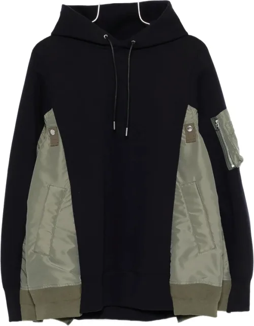 Zip-pocket Hoodie