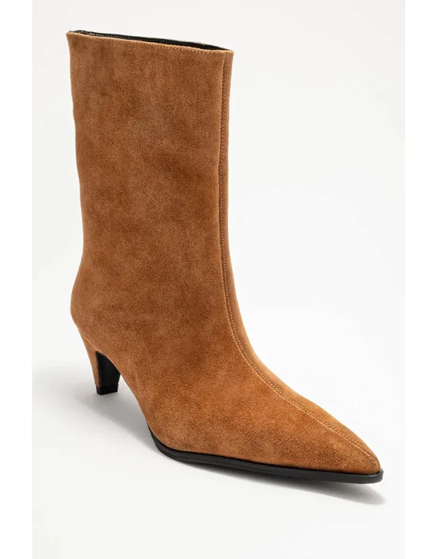 Aleo Leather Pointed Toe Boots