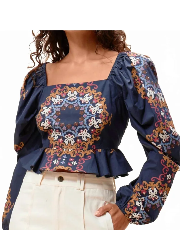 Elizabeth Top