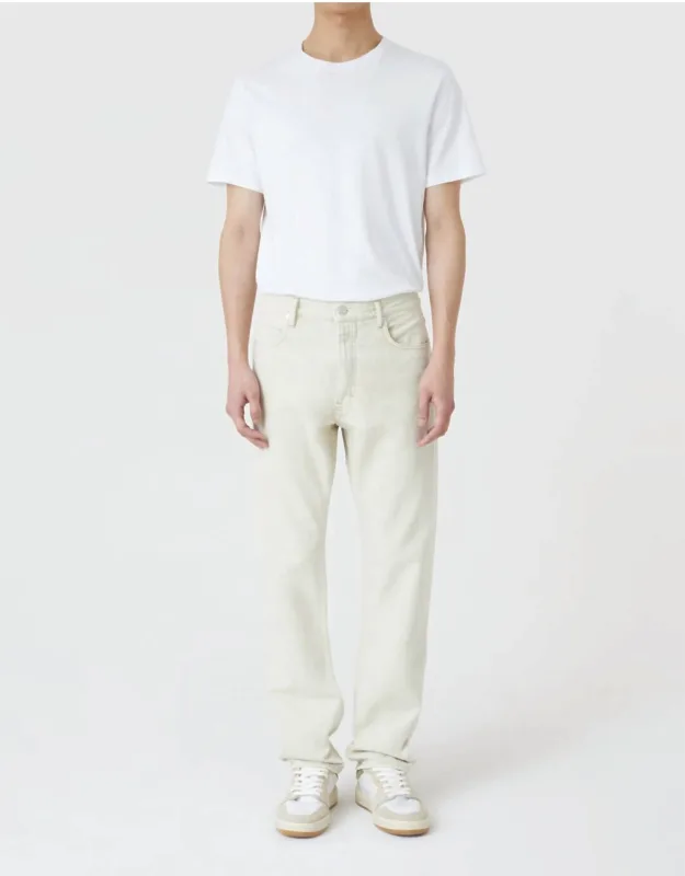 Straight Jeans