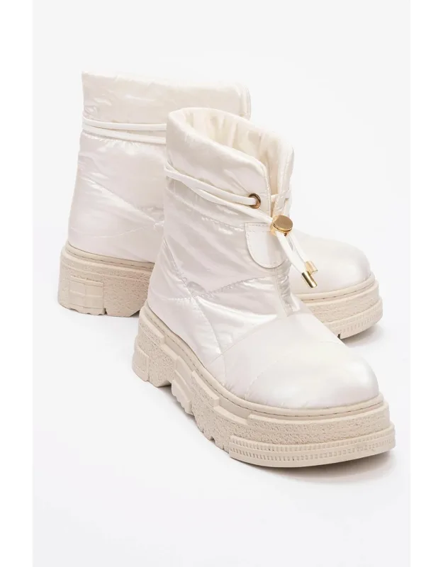 Mesta Boots