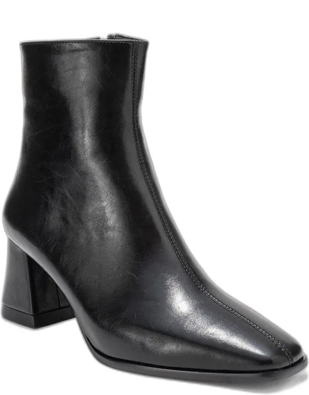 Arven Block Heel Boots