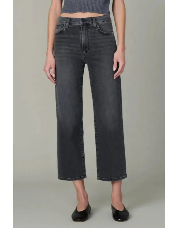 Cropped Wide Leg Jeans