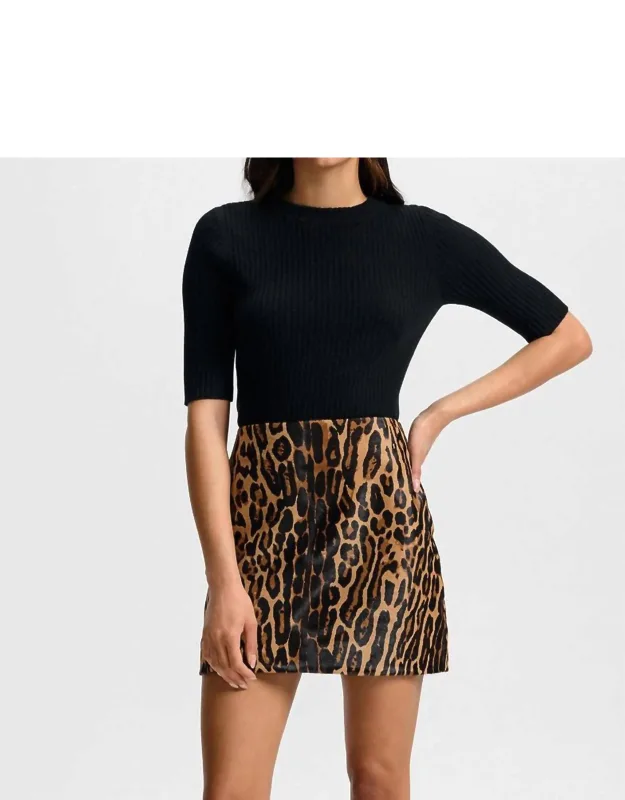 Ribbed Half-sleeve Pullover Sweater