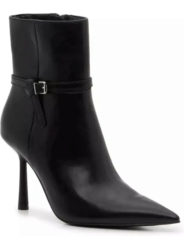 Carolina Bootie Leather Pointed Toe Ankle Boots
