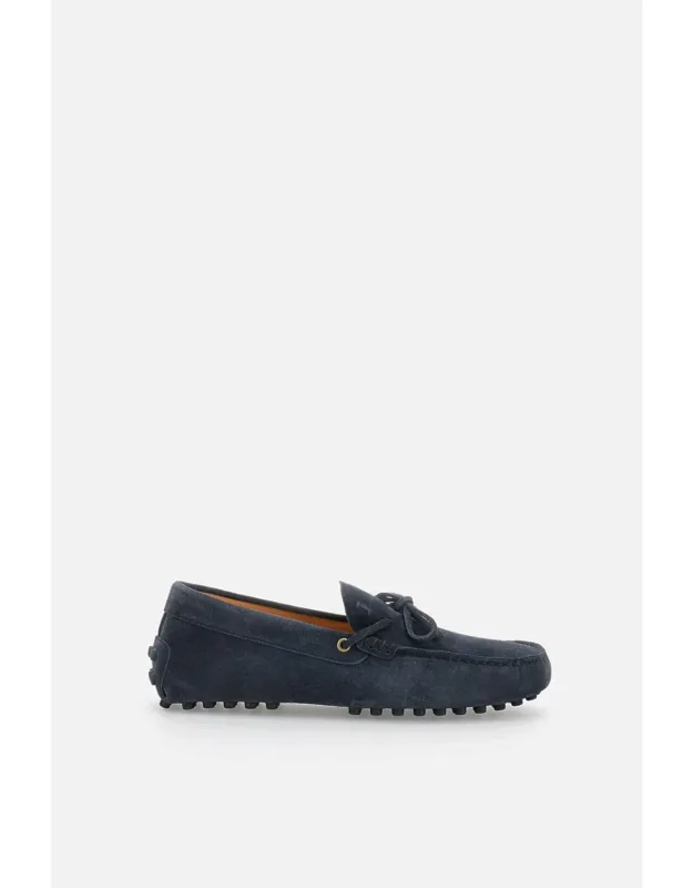 Rubber-soled Loafer With Hand-stitched Seams And Leather Lining