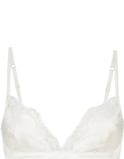 Soft-cup Satin Bra With Lace Detailing