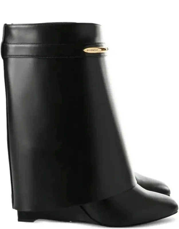 Shark 95 Leather Ankle Boots