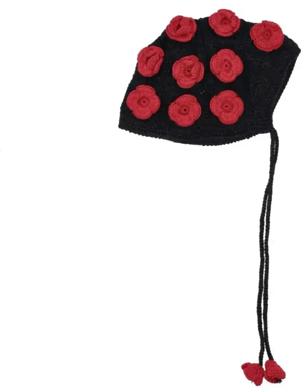 Grunge Roses Bonnet Hat