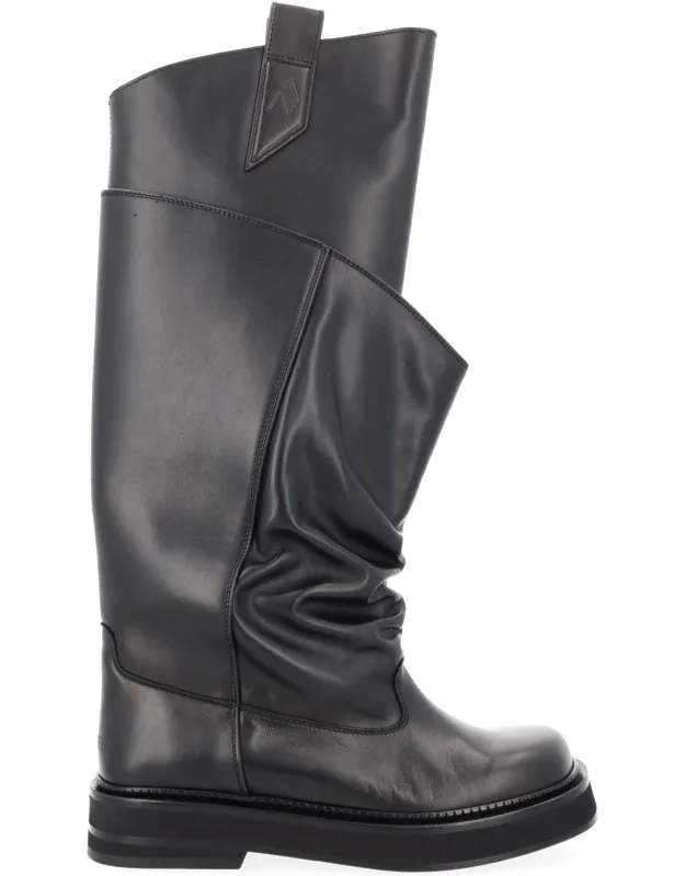 Boots "walk"